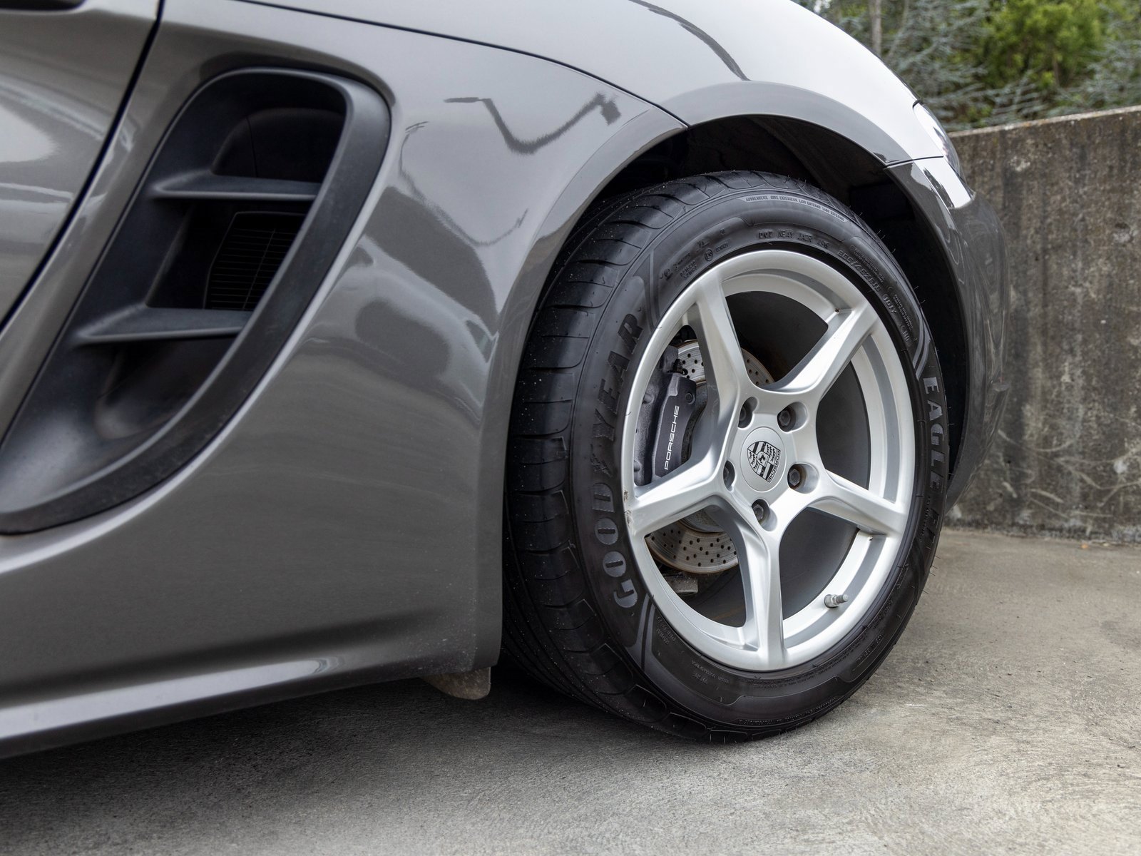 Certified 2017 Porsche 718 Boxster image 16