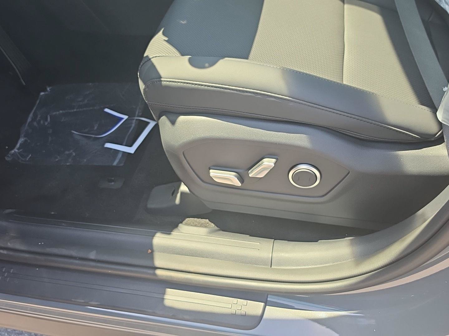 New 2026 Hyundai Santa Fe SEL AWD/4WD image 12