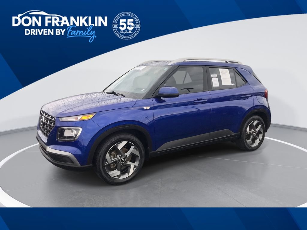 Used 2024 Hyundai Venue SEL image 1