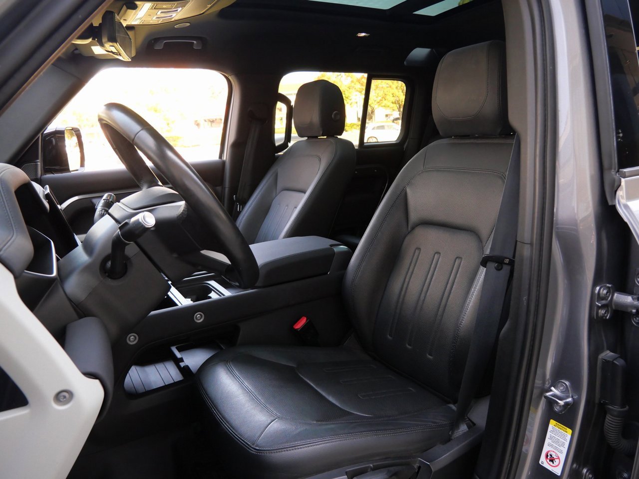 Used 2022 Land Rover Defender 110 S image 15