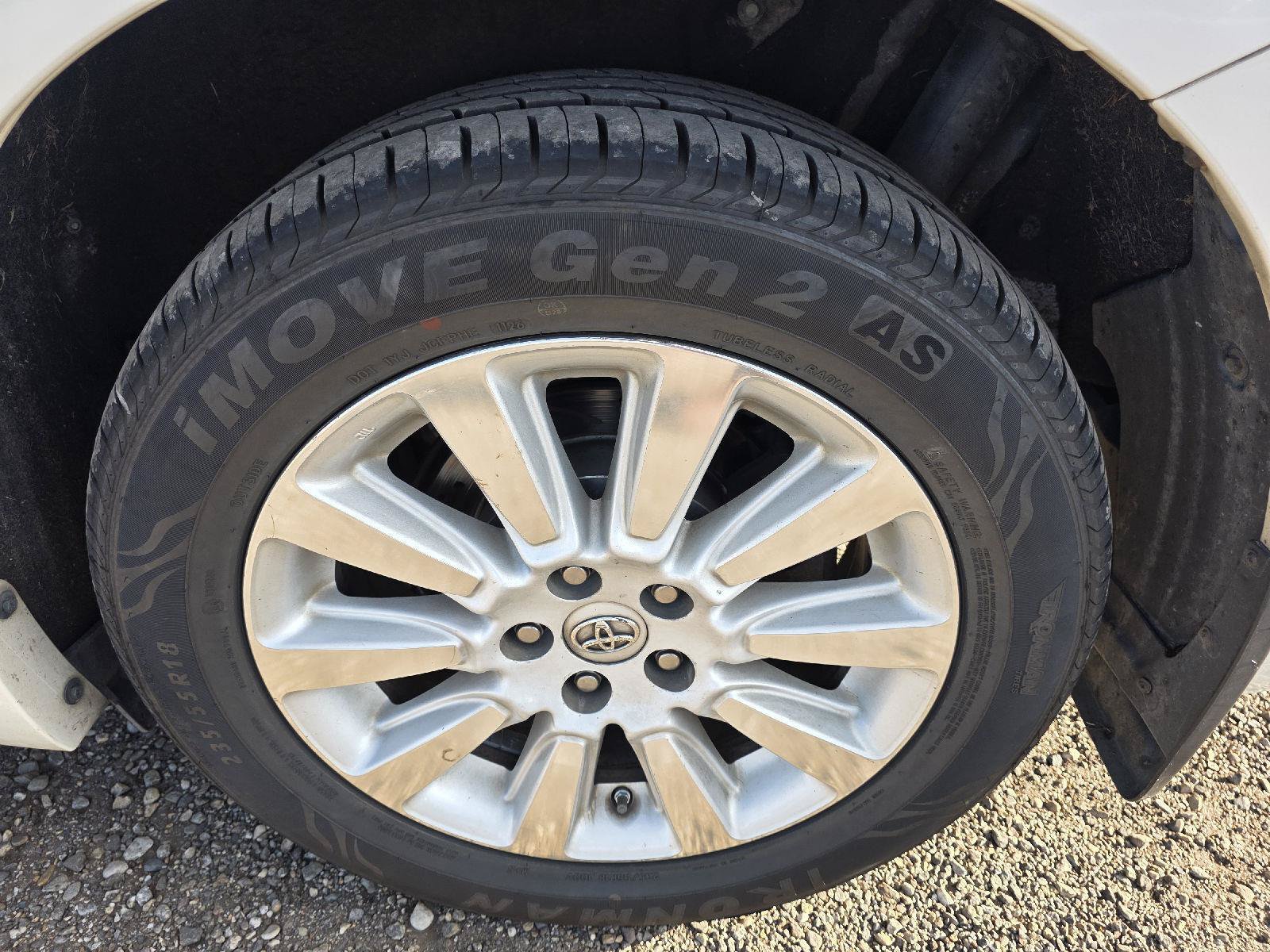 Used 2016 Toyota Sienna Limited Premium AWD/4WD image 7