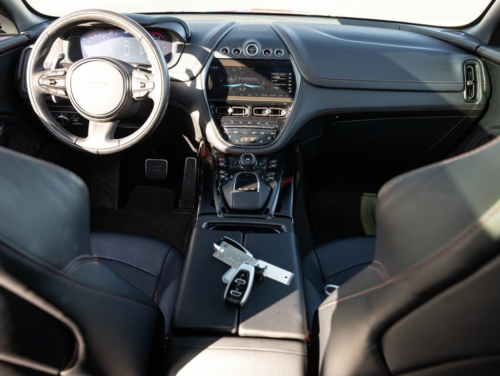 Used 2024 Aston Martin DBX 707 image 43