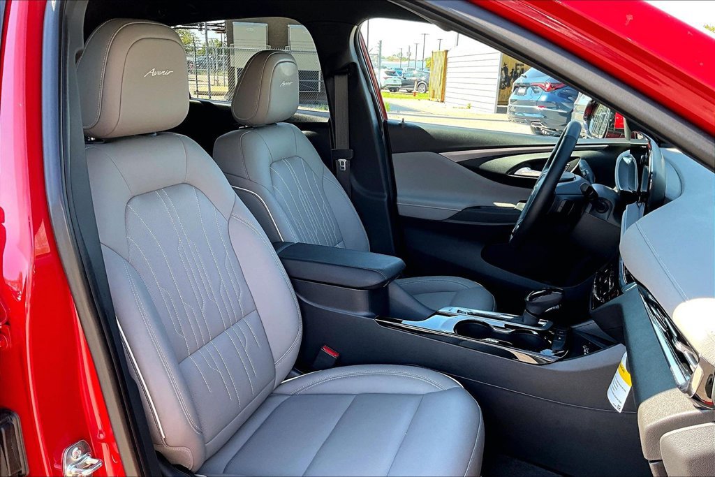 Used 2026 Buick Envista Avenir FWD image 9