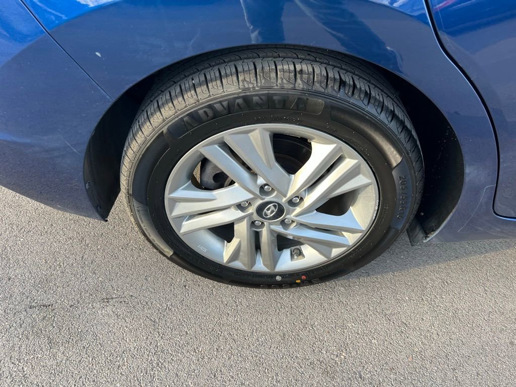 Used 2020 Hyundai Elantra SEL w/ Cargo Package (C1) image 11