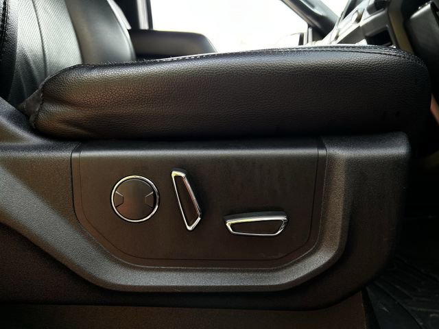 Used 2019 Ford Expedition XLT w/ Equipment Group 202A image 30