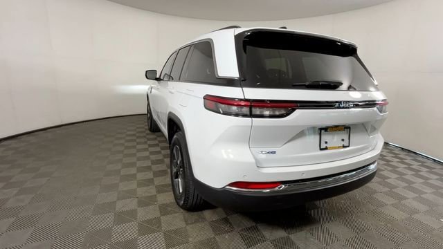 Used 2023 Jeep Grand Cherokee 4WD 4xe image 8