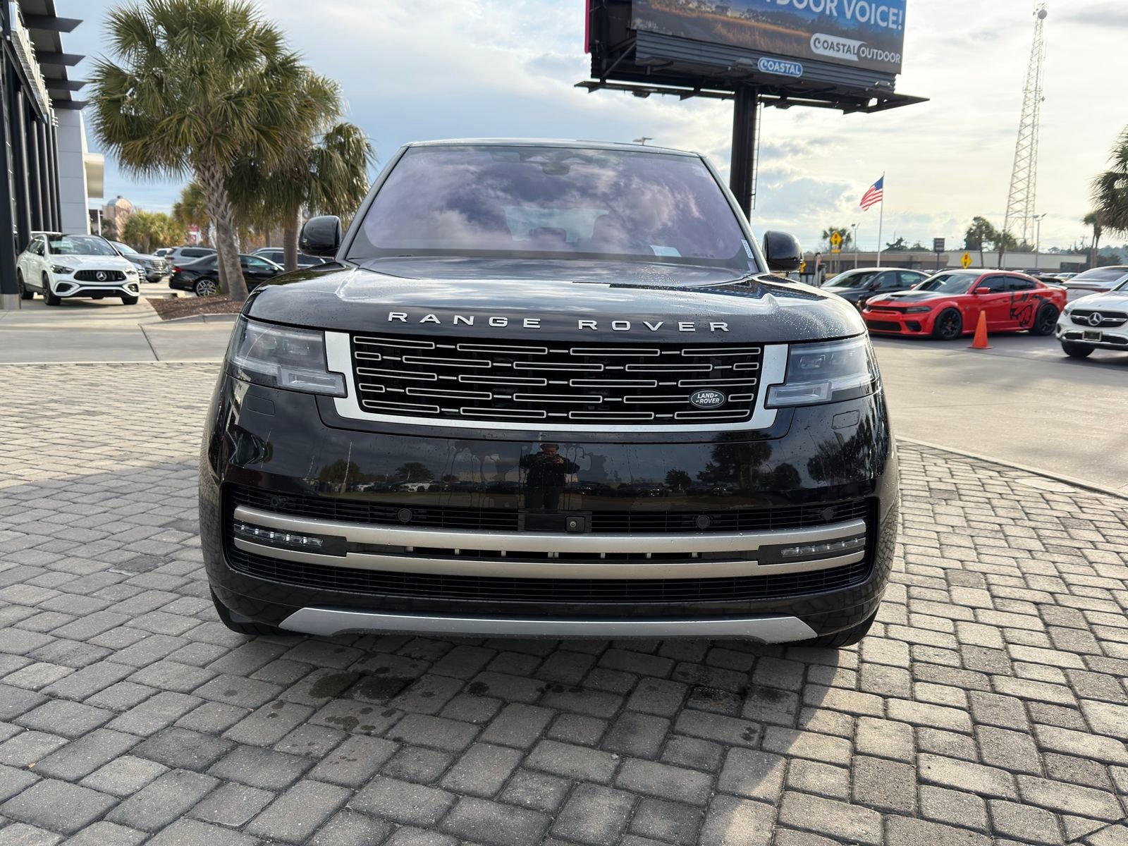 Used 2023 Land Rover Range Rover SE image 6