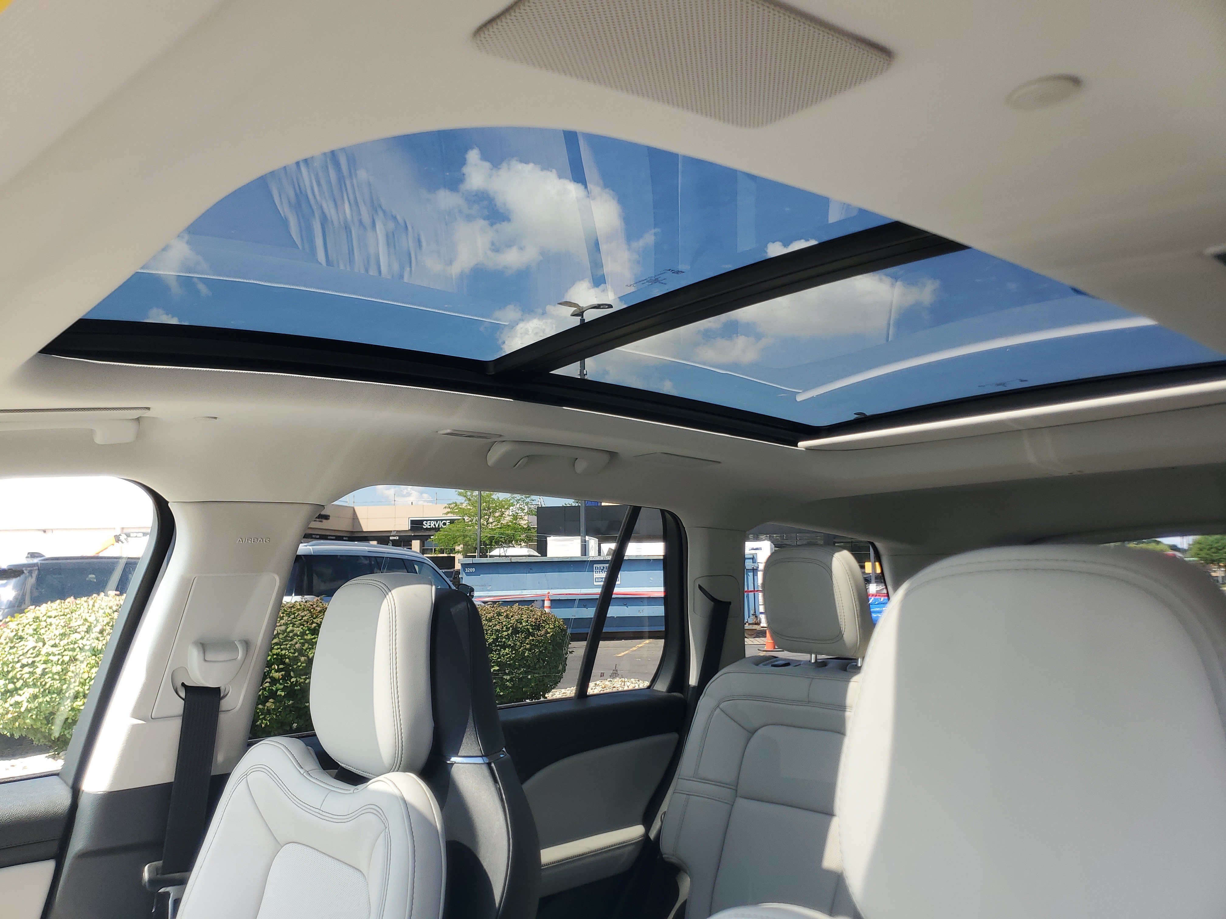 New 2026 Lincoln Aviator Reserve AWD/4WD image 11