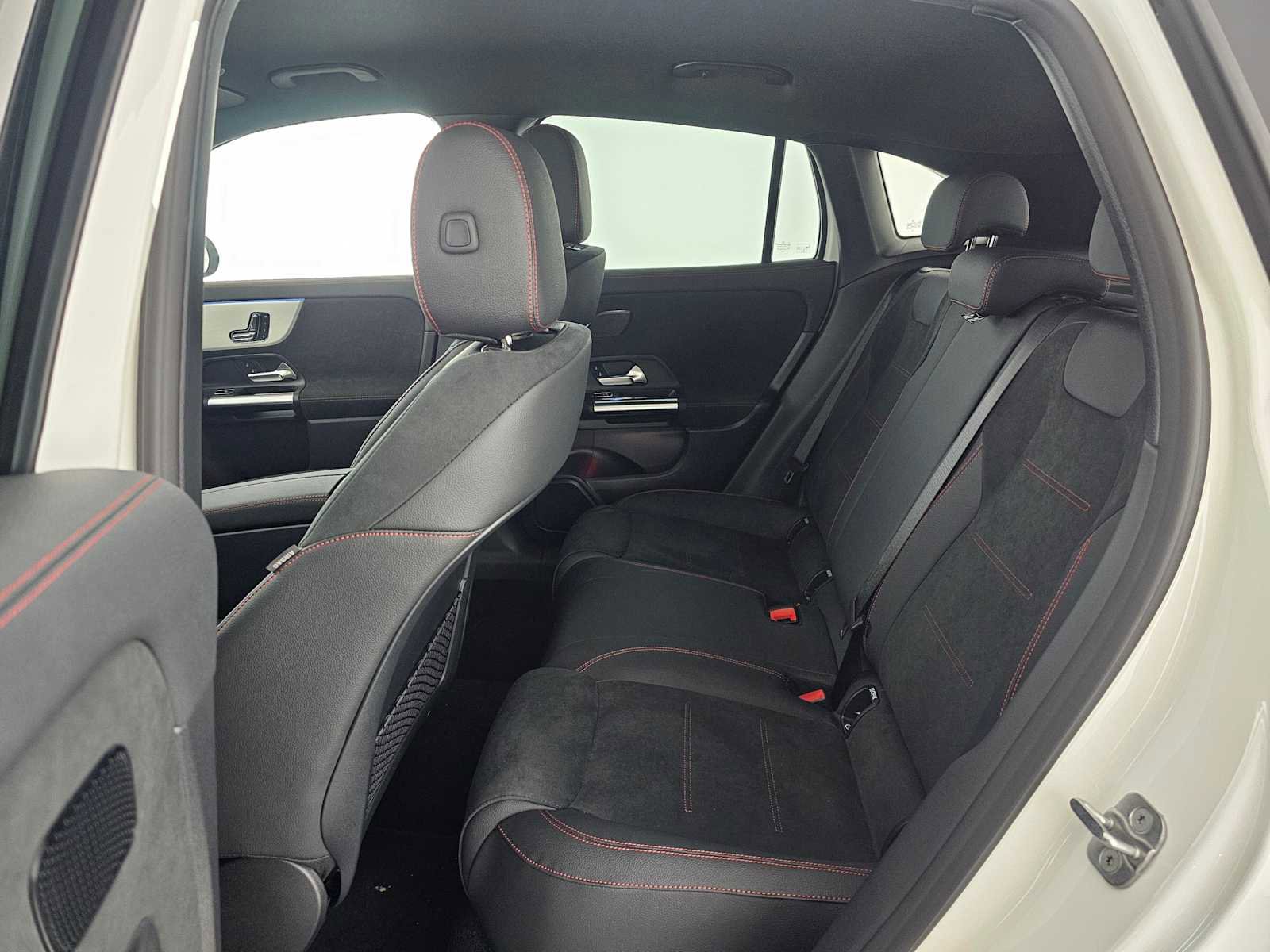 Used 2026 Mercedes-Benz GLA 250 image 16