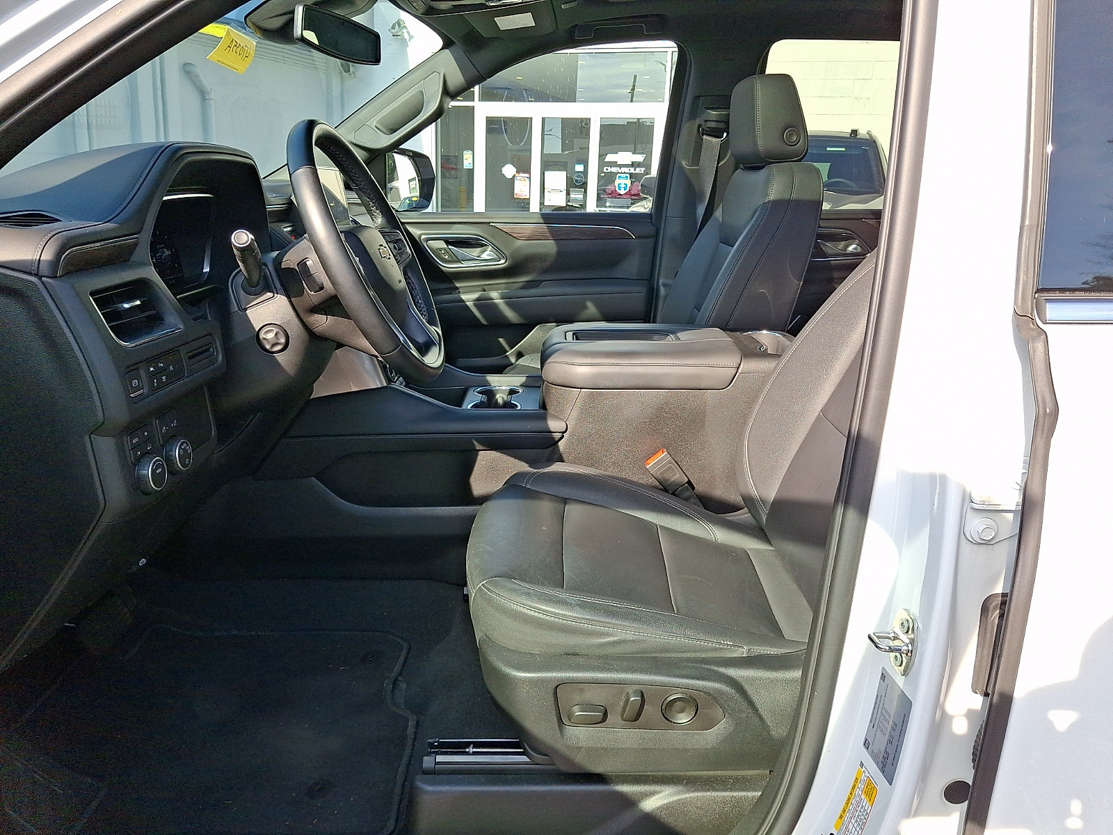 Certified 2023 Chevrolet Tahoe LT w/ LT Signature Plus Package AWD/4WD image 14