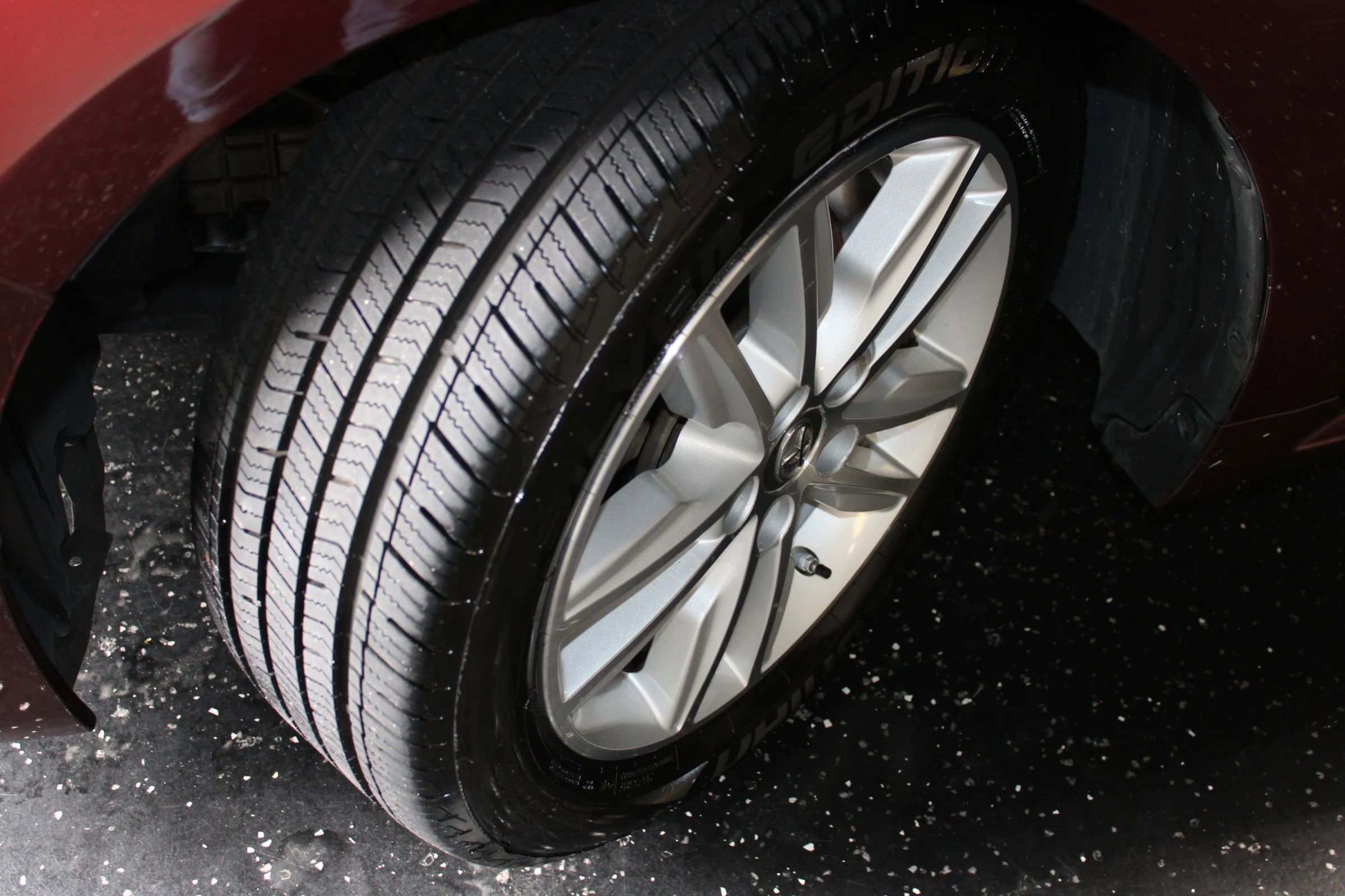 Used 2013 Toyota Avalon XLE FWD image 38