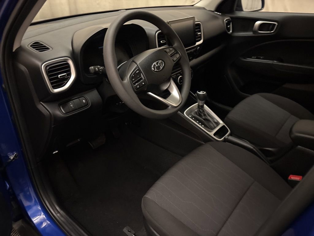 Certified 2026 Hyundai Venue SE image 13