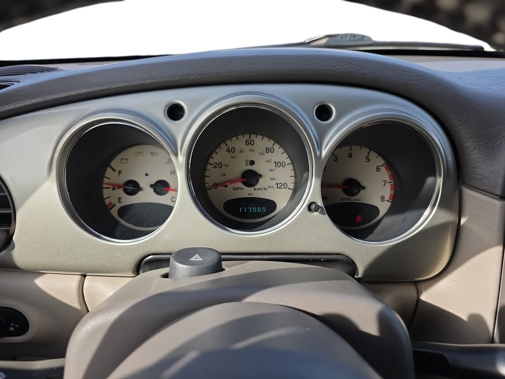 Used 2002 Chrysler PT Cruiser Limited image 16
