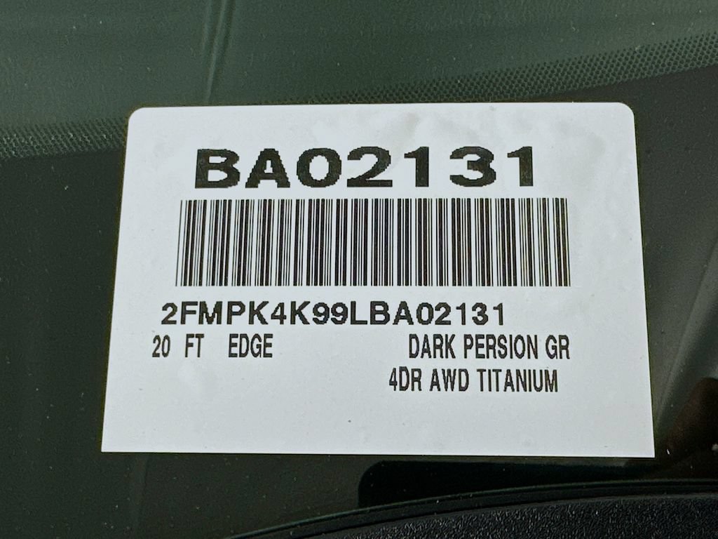 Used 2020 Ford Edge Titanium w/ Equipment Group 301A AWD/4WD image 24