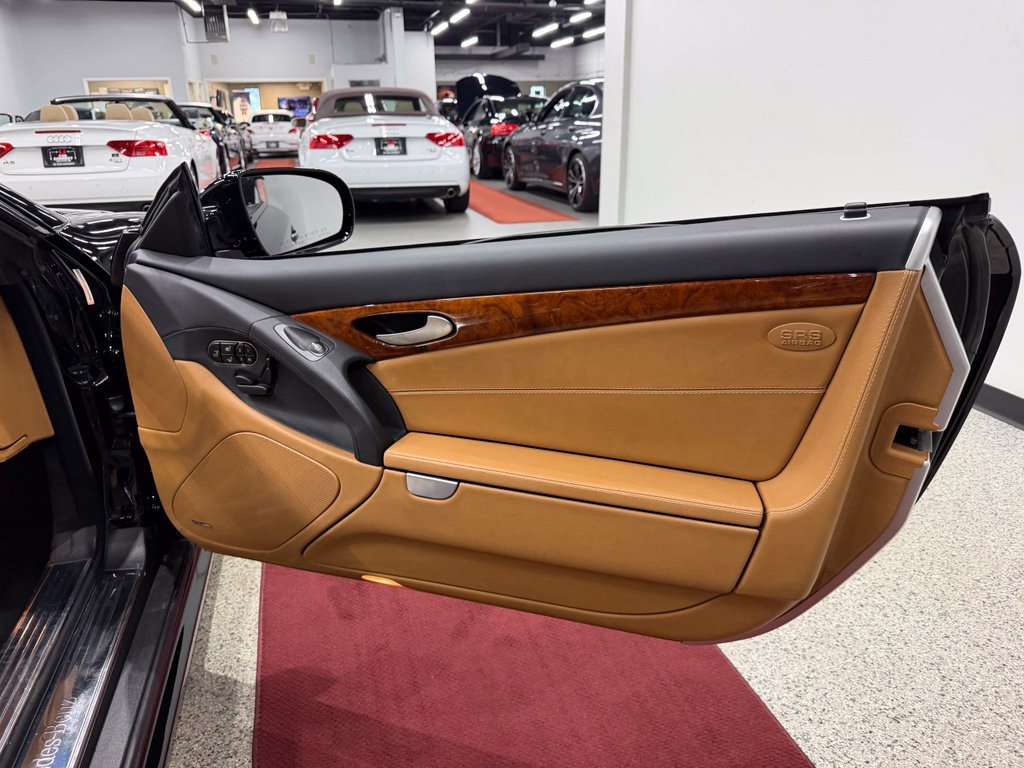 Used 2012 Mercedes-Benz SL 550 image 37