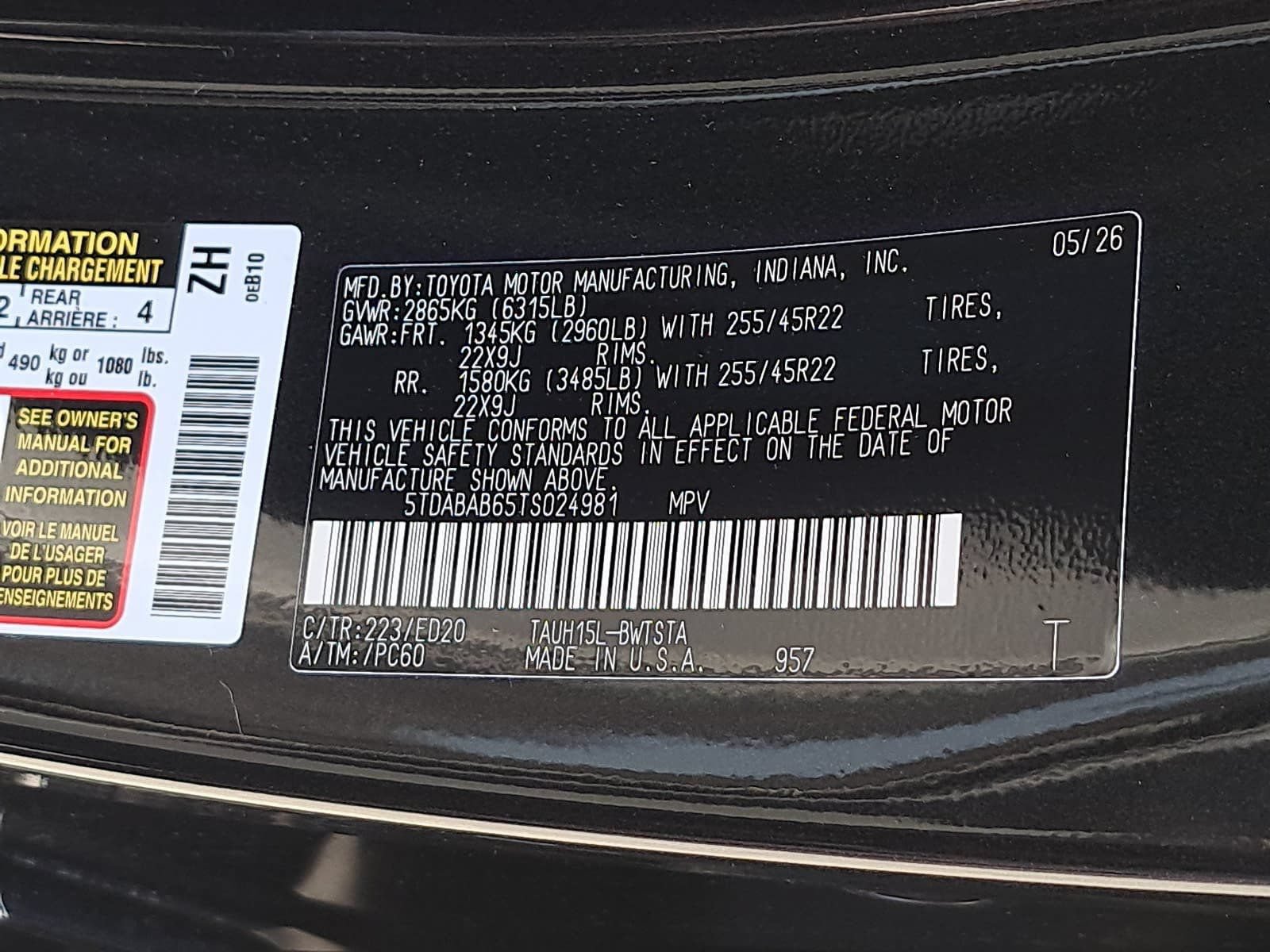 Used 2026 Lexus TX 500h AWD w/ Technology Package image 40