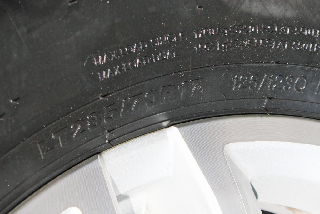 Used 2022 Chevrolet Silverado 2500 LT w/ Convenience Package image 40