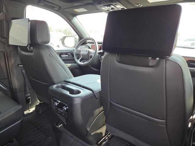 New 2026 GMC Yukon Denali w/ Advanced Technology Package AWD/4WD image 26