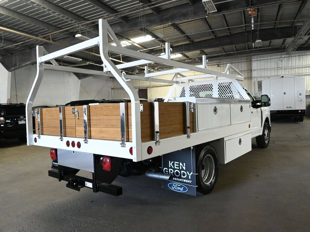 New 2026 Ford F350 XL w/ XL Chrome Package RWD image 33