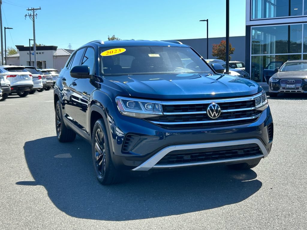 Used 2023 Volkswagen Atlas Cross Sport SE w/ Black Wheel Package AWD/4WD image 7