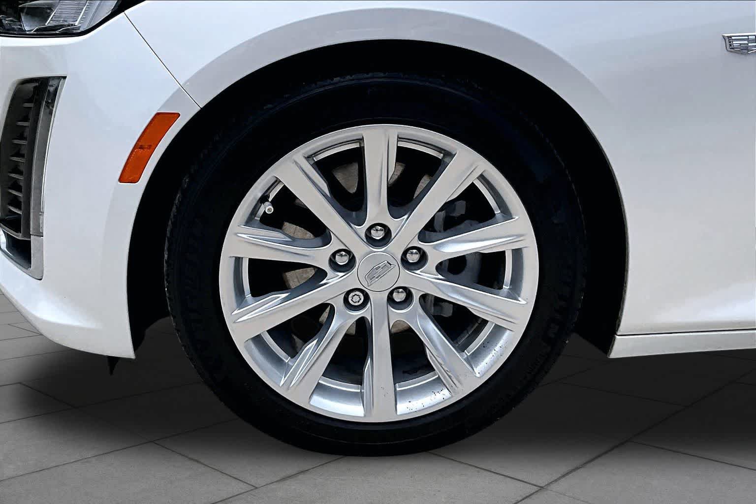Used 2023 Cadillac CT5 Luxury w/ Cold Weather Package RWD image 11