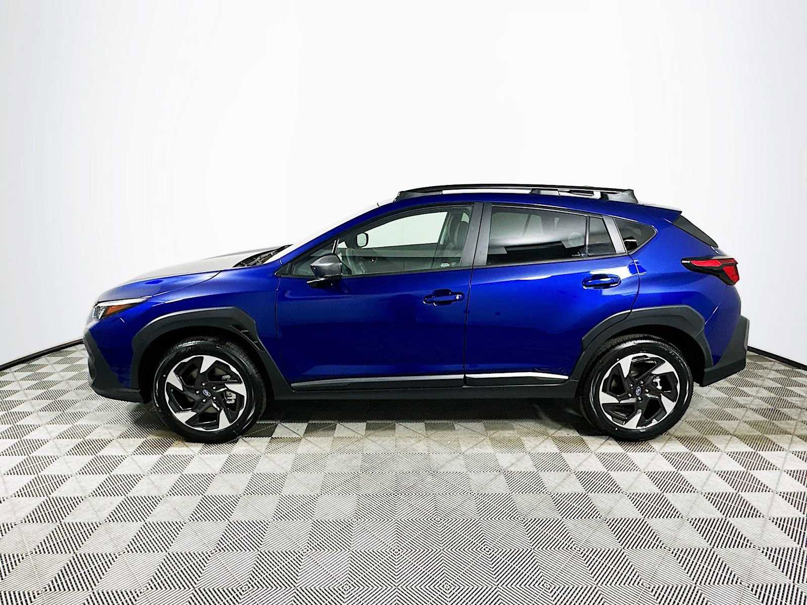 New 2025 Subaru Crosstrek 2.5i Limited image 4