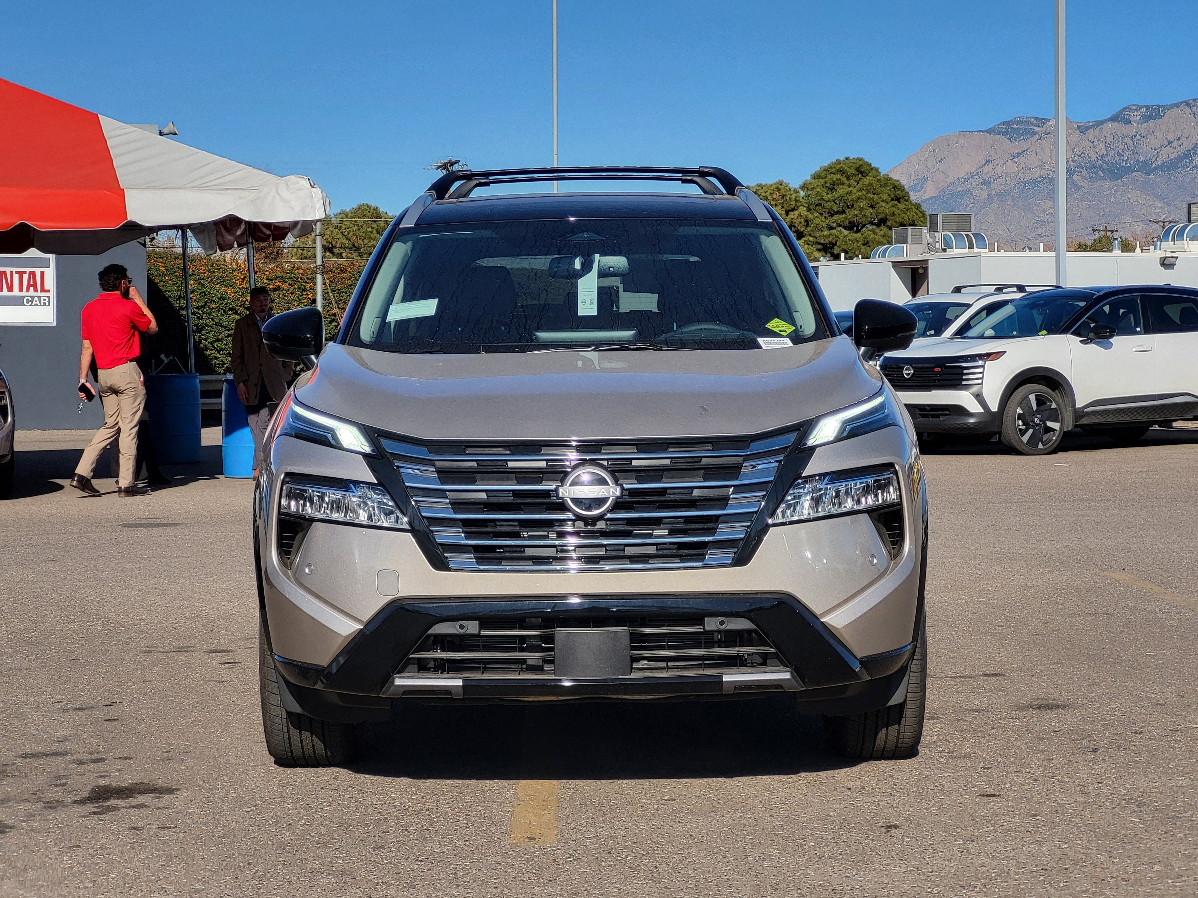 New 2026 Nissan Rogue Platinum w/ Platinum Premium Package image 2