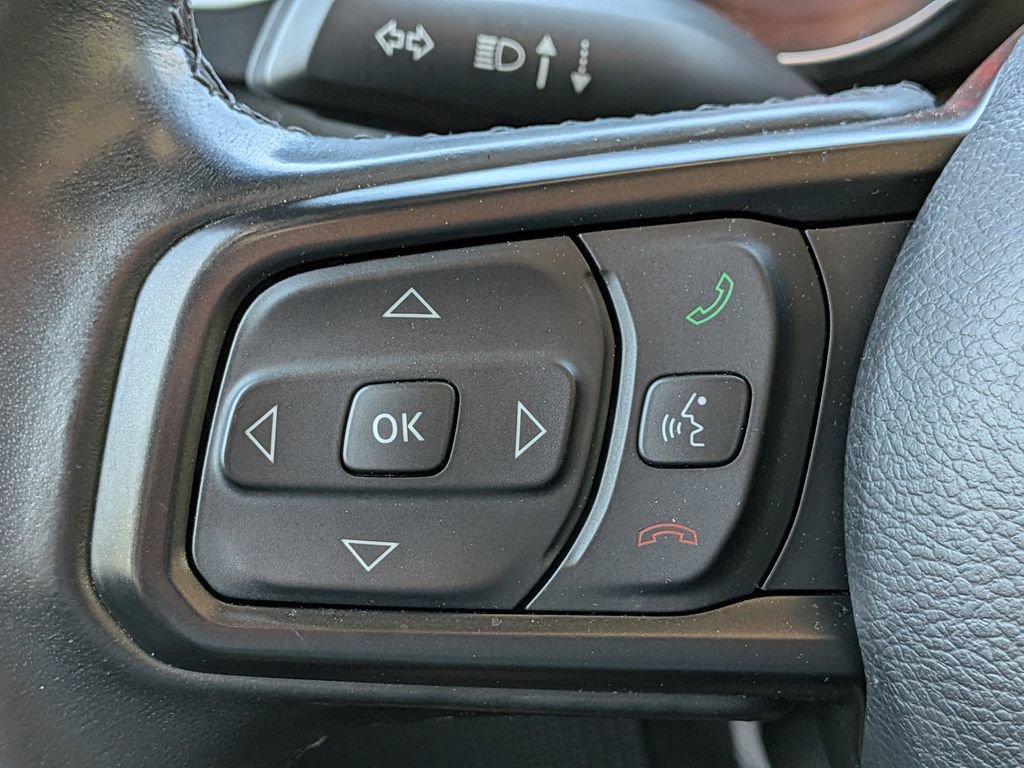 Used 2022 Jeep Wrangler Unlimited Sport AWD/4WD image 23