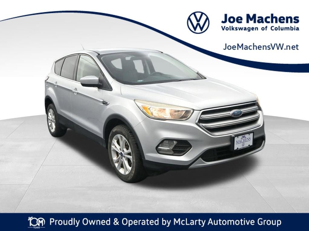 Used 2017 Ford Escape SE