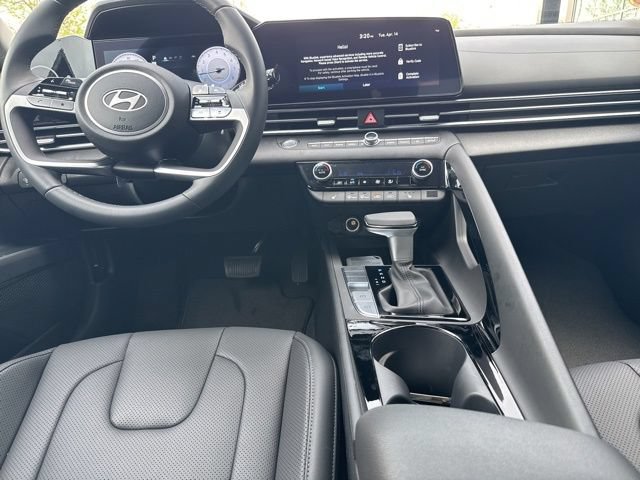 New 2026 Hyundai Elantra Limited FWD image 27