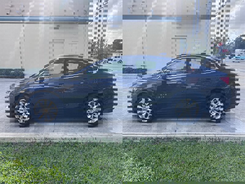 Used 2023 Chevrolet Malibu LT image 8