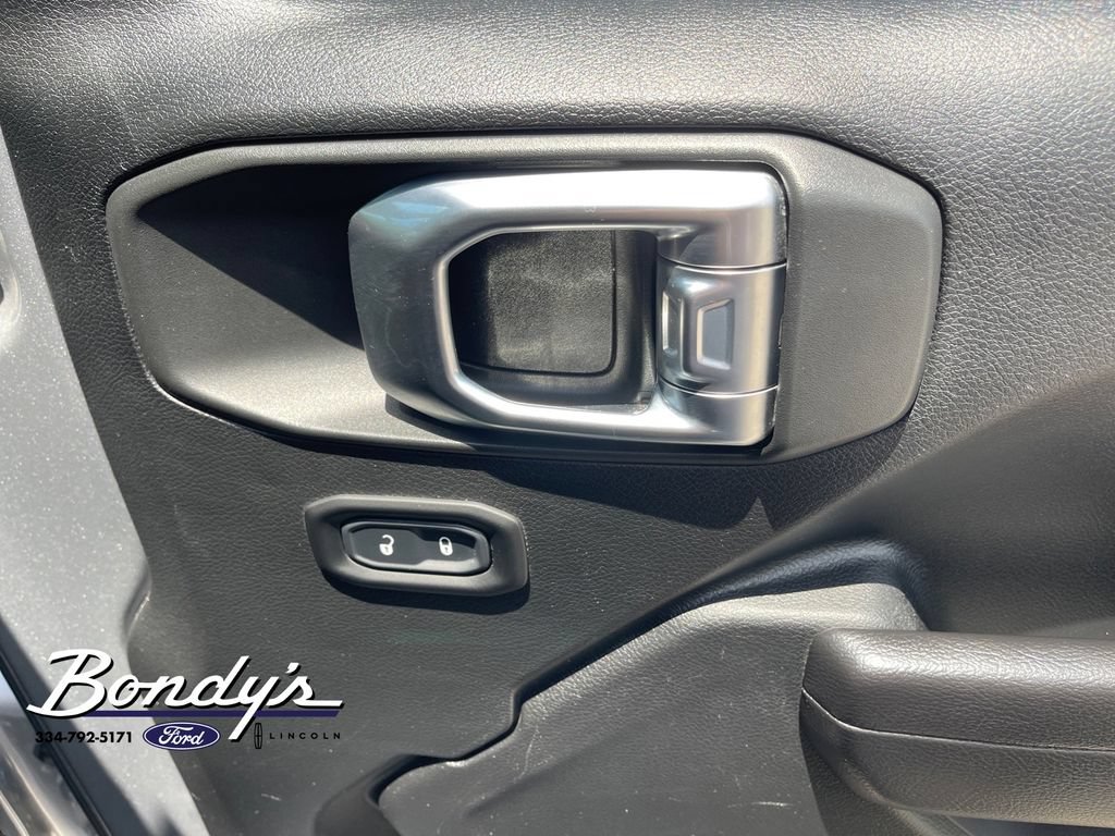 Used 2021 Jeep Wrangler Unlimited Rubicon AWD/4WD image 19