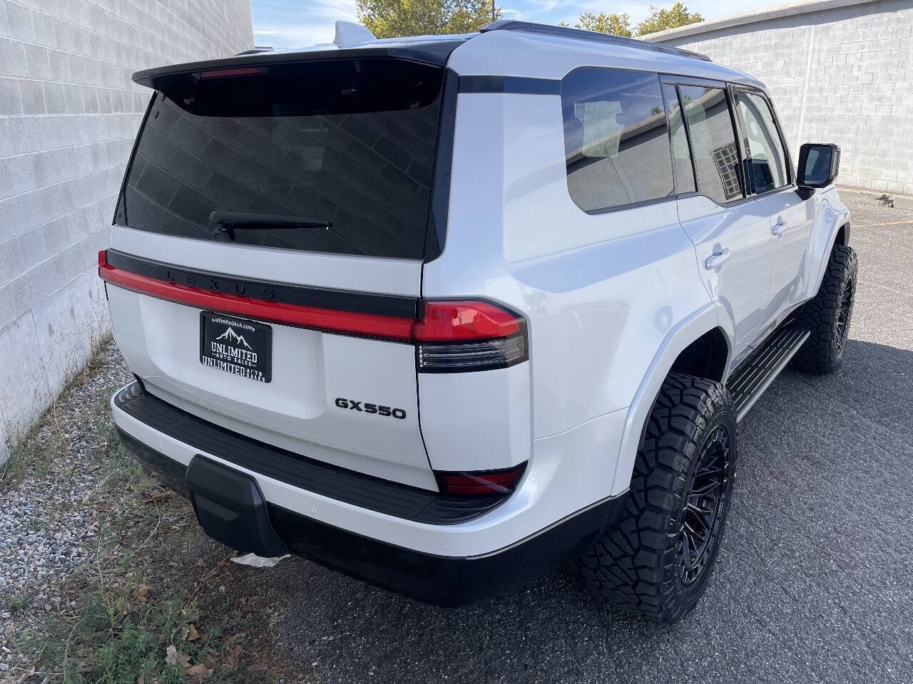 Used 2026 Lexus GX 550 w/ Cold Area Package AWD/4WD image 5
