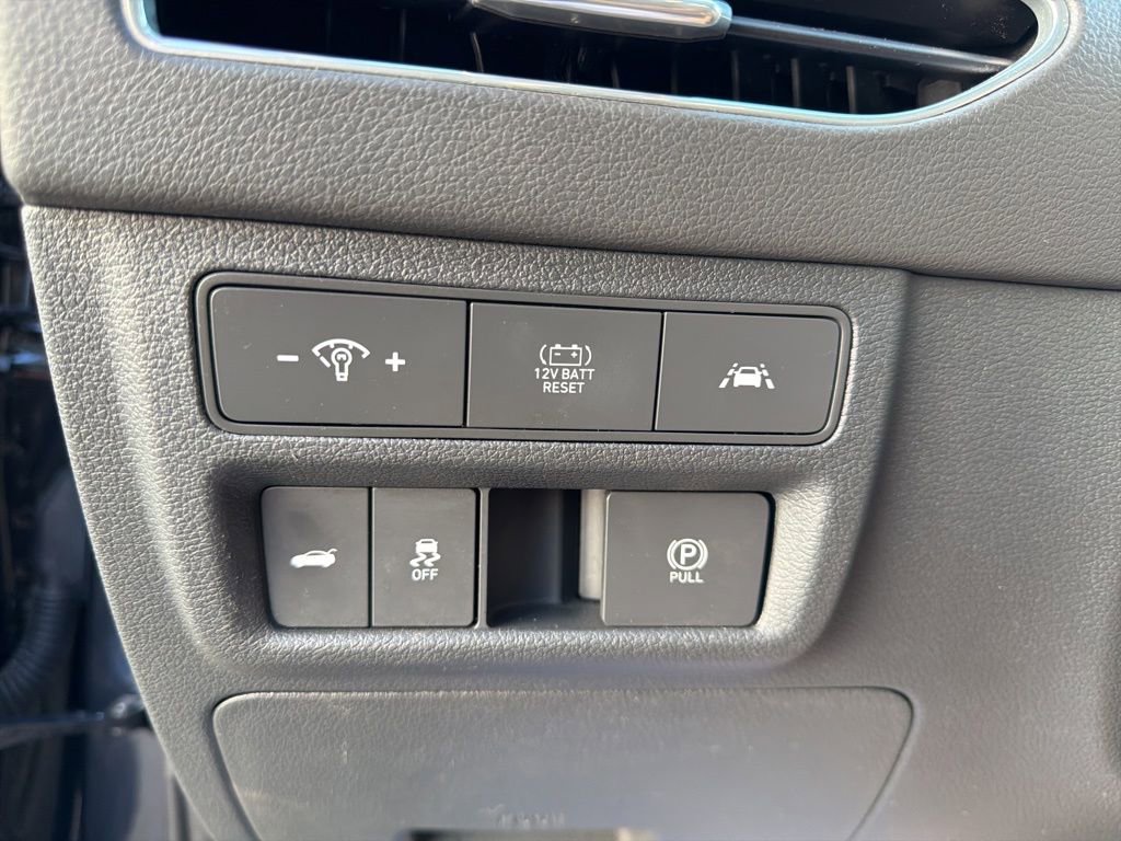 Used 2021 Hyundai Sonata Limited FWD image 27