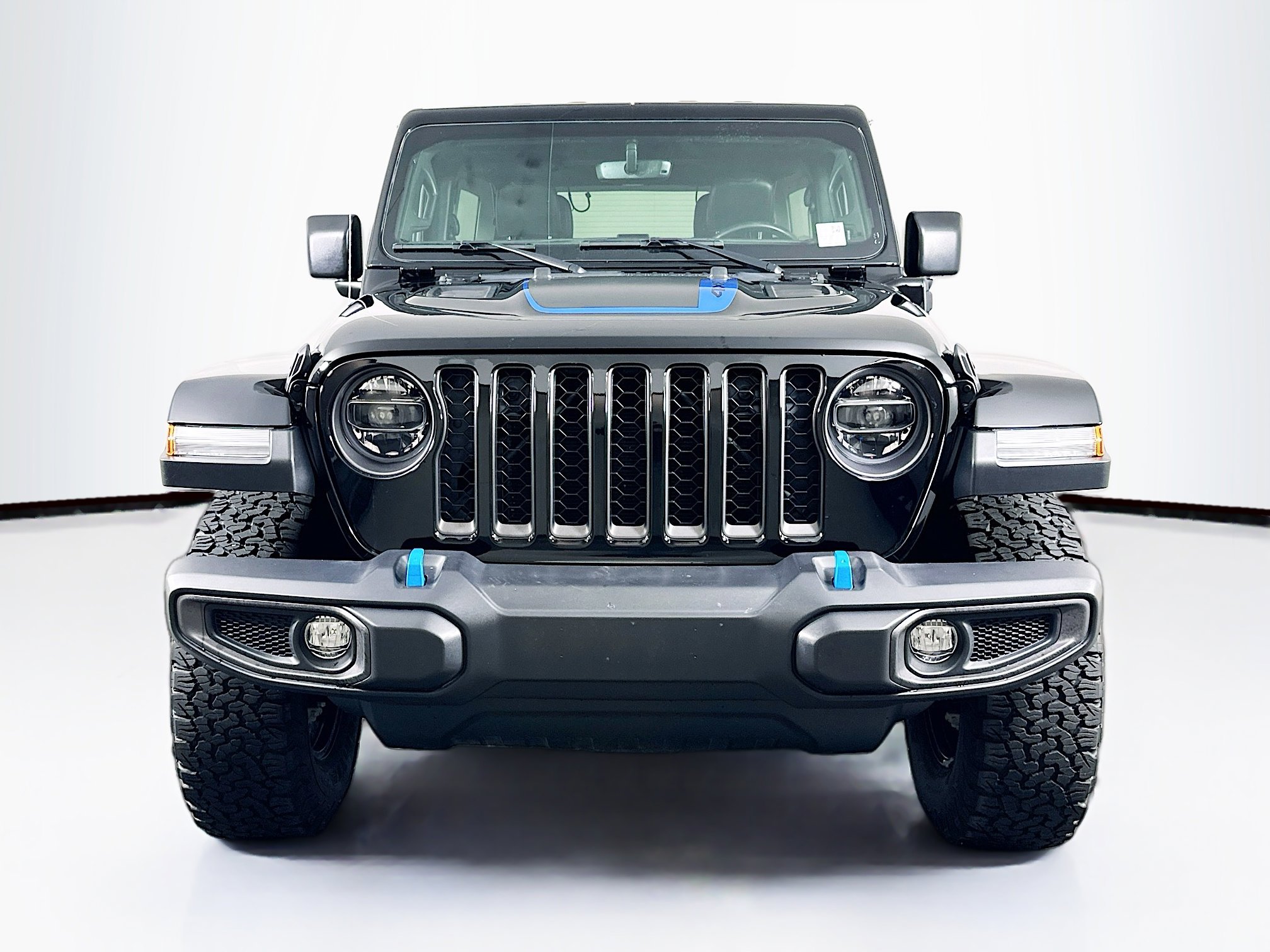 Used 2022 Jeep Wrangler Unlimited Rubicon 4xe w/ Steel Bumper Group image 2