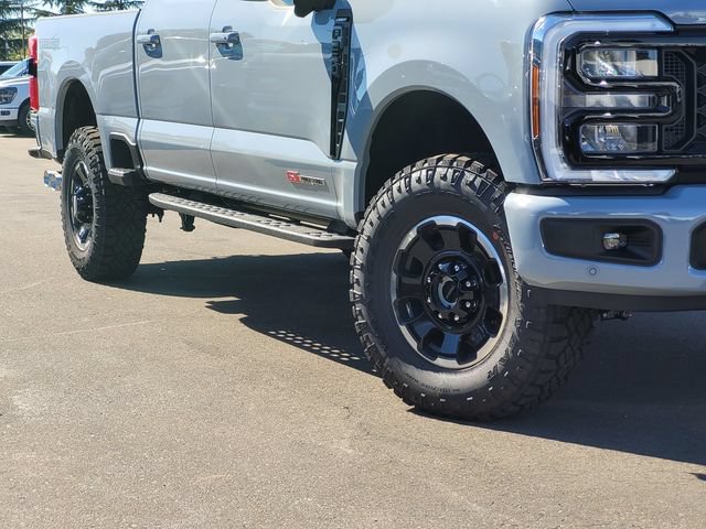 New 2026 Ford F250 Platinum w/ Tremor Off-Road Package AWD/4WD image 2