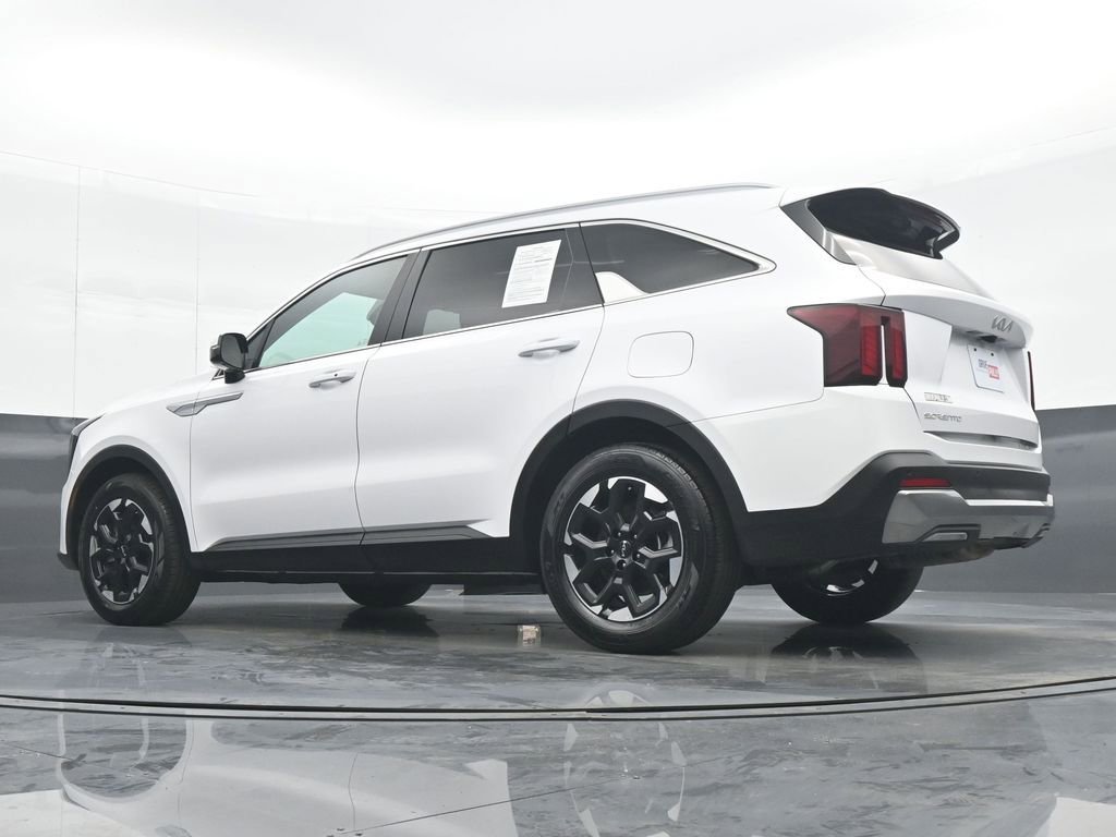 Used 2024 Kia Sorento S image 28
