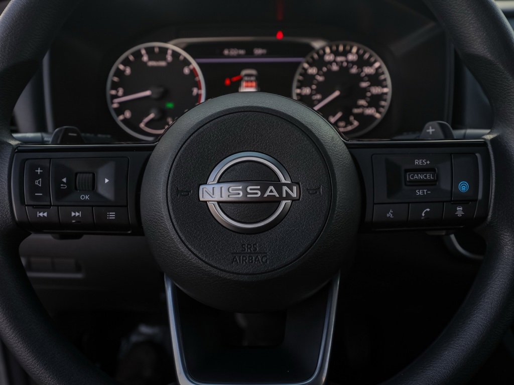 Used 2023 Nissan Rogue SV image 25