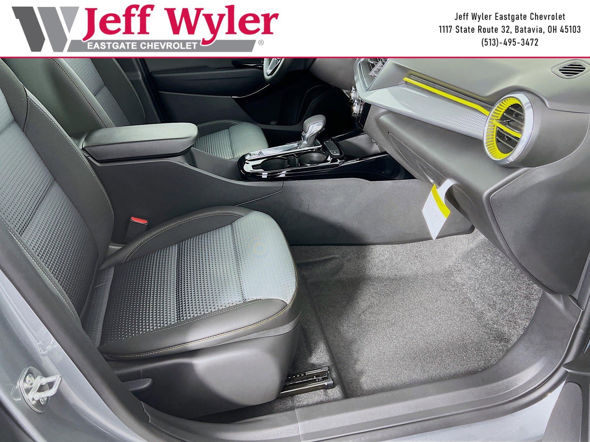 New 2026 Chevrolet Trax LT w/ LT Convenience Package FWD image 22