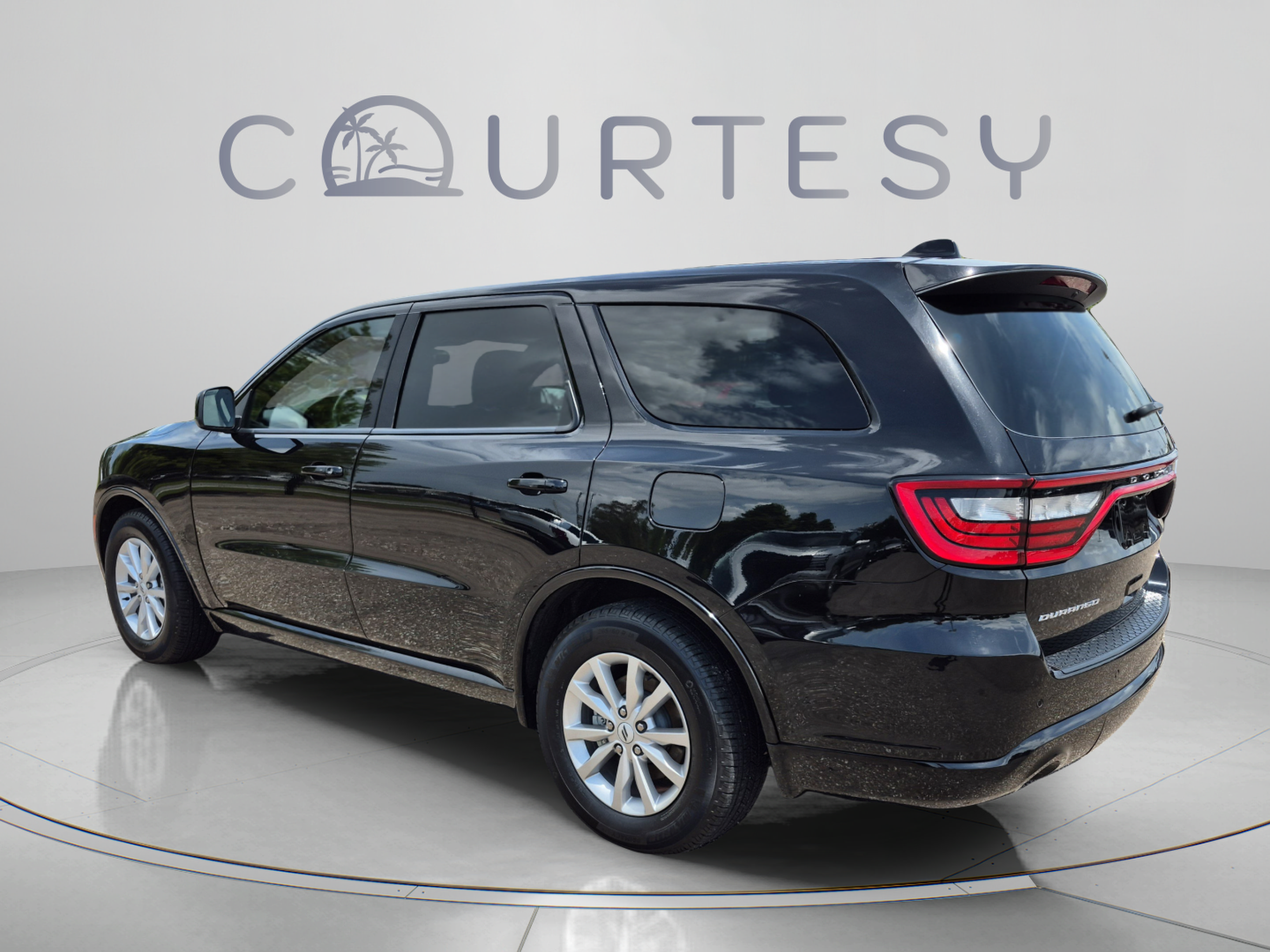 Used 2025 Dodge Durango GT RWD image 5