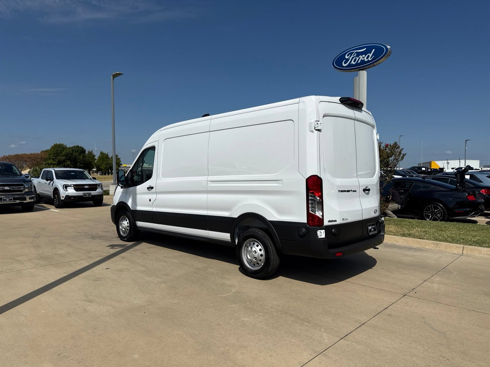 New 2026 Ford Transit 250 148 Medium Roof w/ Load Area Protection Package RWD video 3