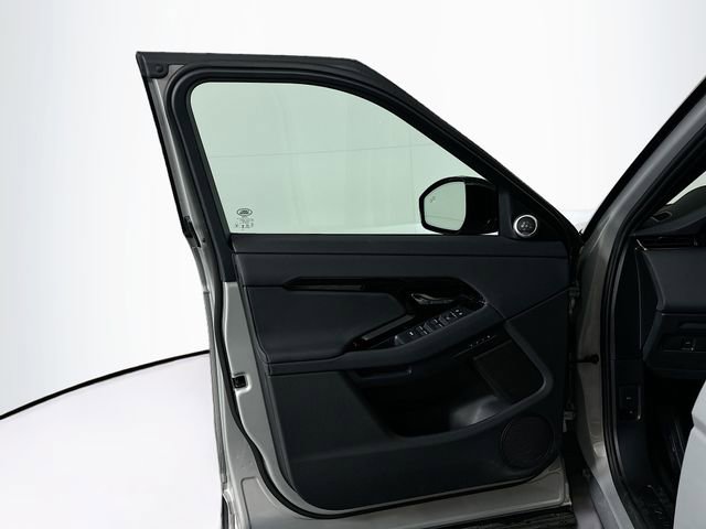 Used 2026 Land Rover Range Rover Evoque S image 11