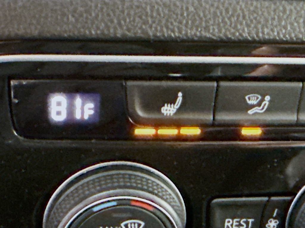 Used 2021 Volkswagen Atlas SEL image 12