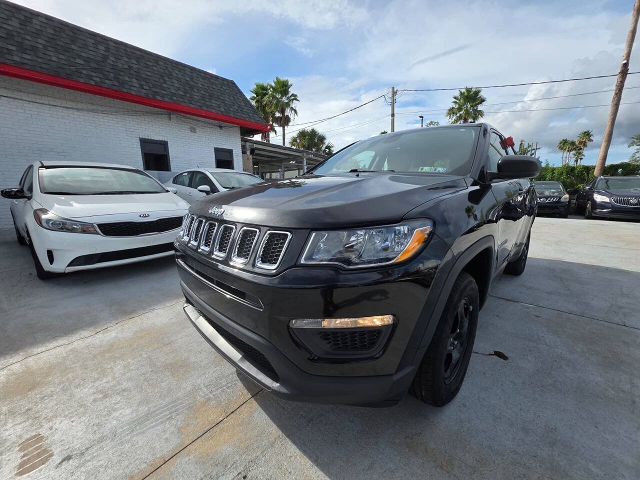 Used 2018 Jeep Compass Sport w/ Tech Group AWD/4WD image 8