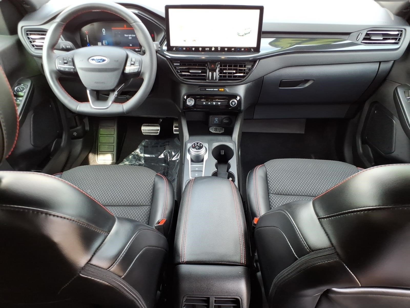 Used 2023 Ford Escape ST-Line w/ Tech Pack #1 AWD/4WD image 10