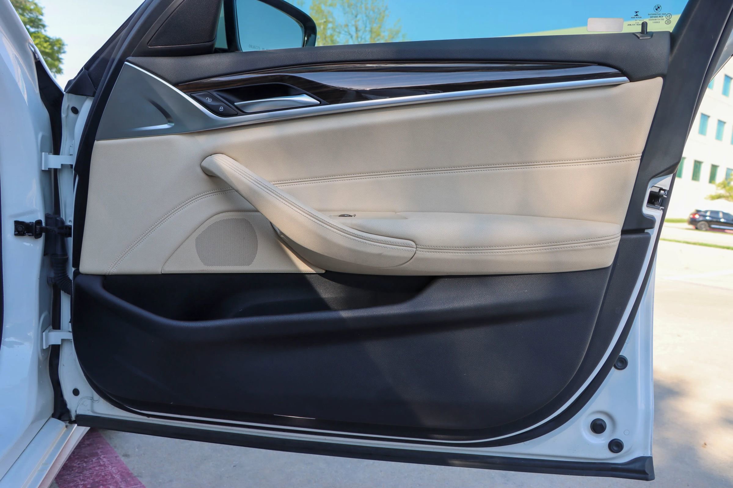 Used 2018 BMW 530i image 10