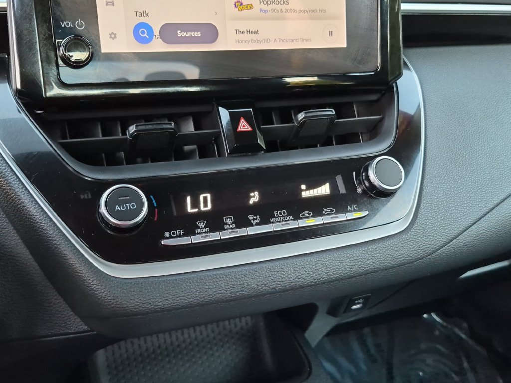 Used 2023 Toyota Corolla LE FWD image 22