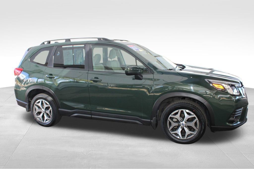 Used 2024 Subaru Forester Premium image 20