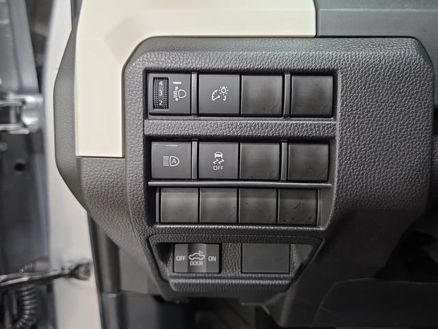 Certified 2024 Toyota Tacoma TRD Off-Road AWD/4WD image 23
