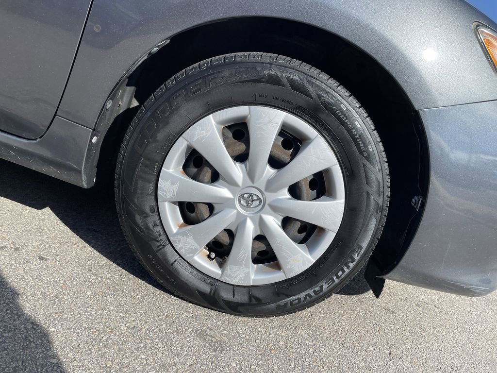 Used 2010 Toyota Corolla LE image 11